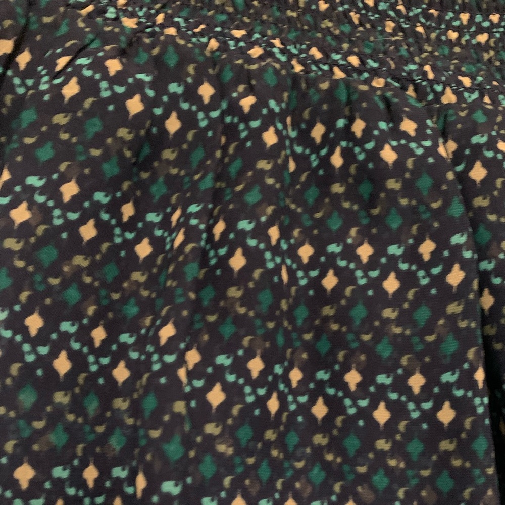 Patterned Skirt - Picture 2 of 4
